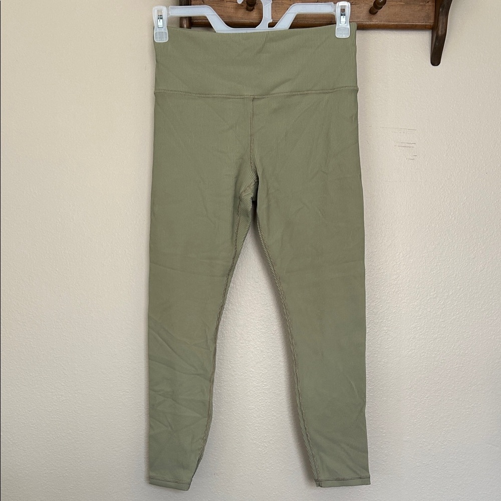 Athleta Elation Ribbed Tight Green Size Large